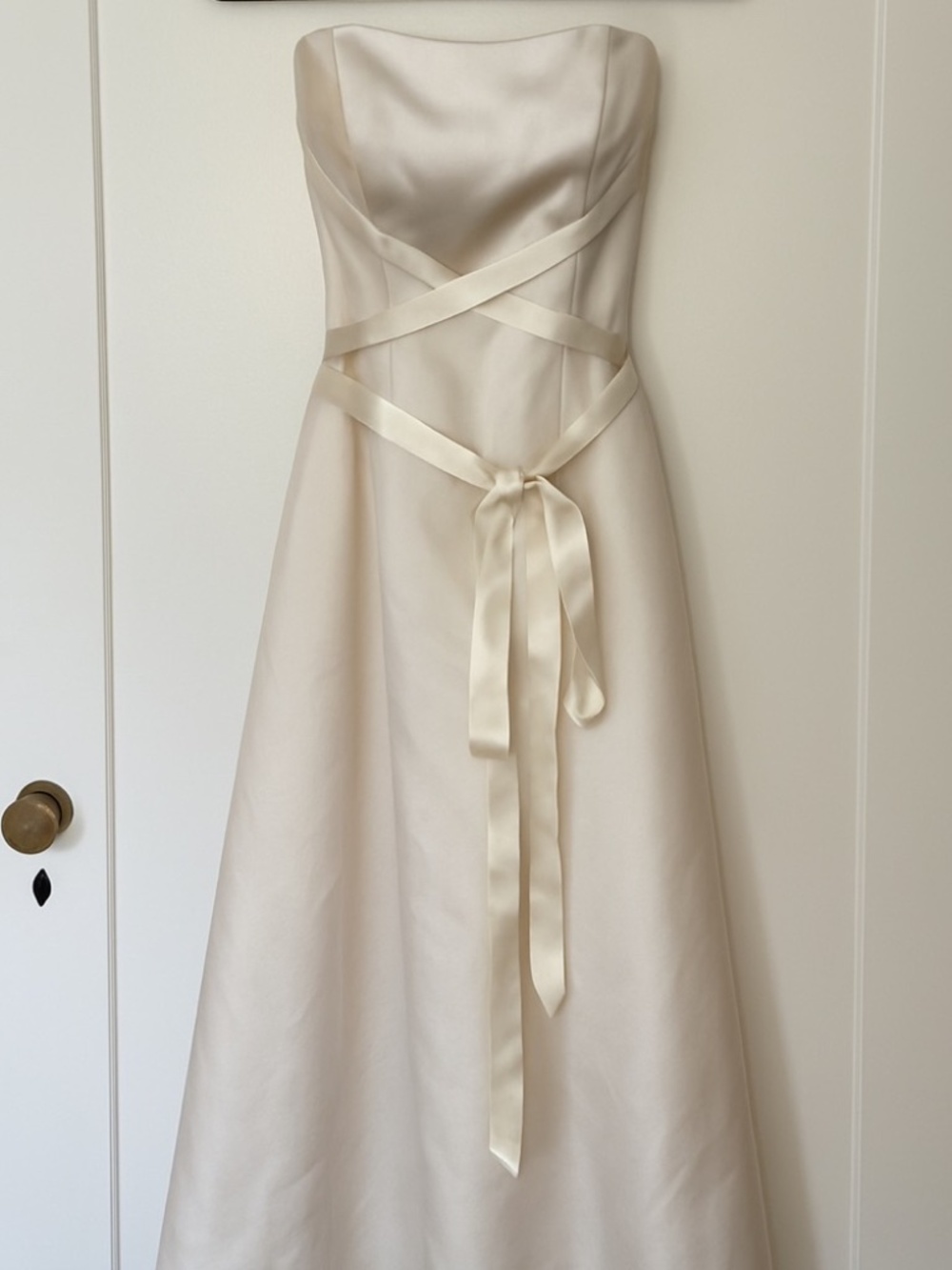 Vera Wang Gold Label Wedding Gown